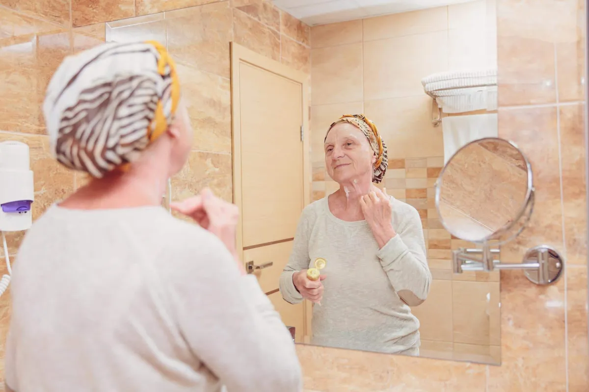 Hygien efter 65 – hitta balansen mellan hudvård och säkerhet