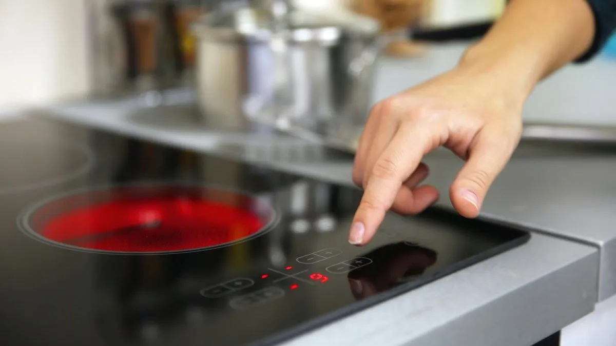 Induktionshäll eller gasspis – vad passar barnfamiljer bäst?